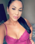 London oral without condom escort Julia