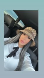 bdsm escort mistress saraby selfie