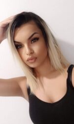 gfe marble arch escort Adelly selfie