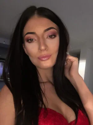 London tall escort Kendal