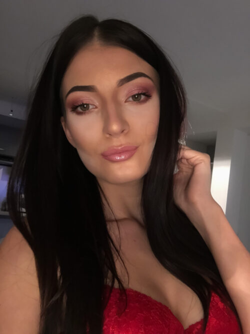 London tall escort Kendal