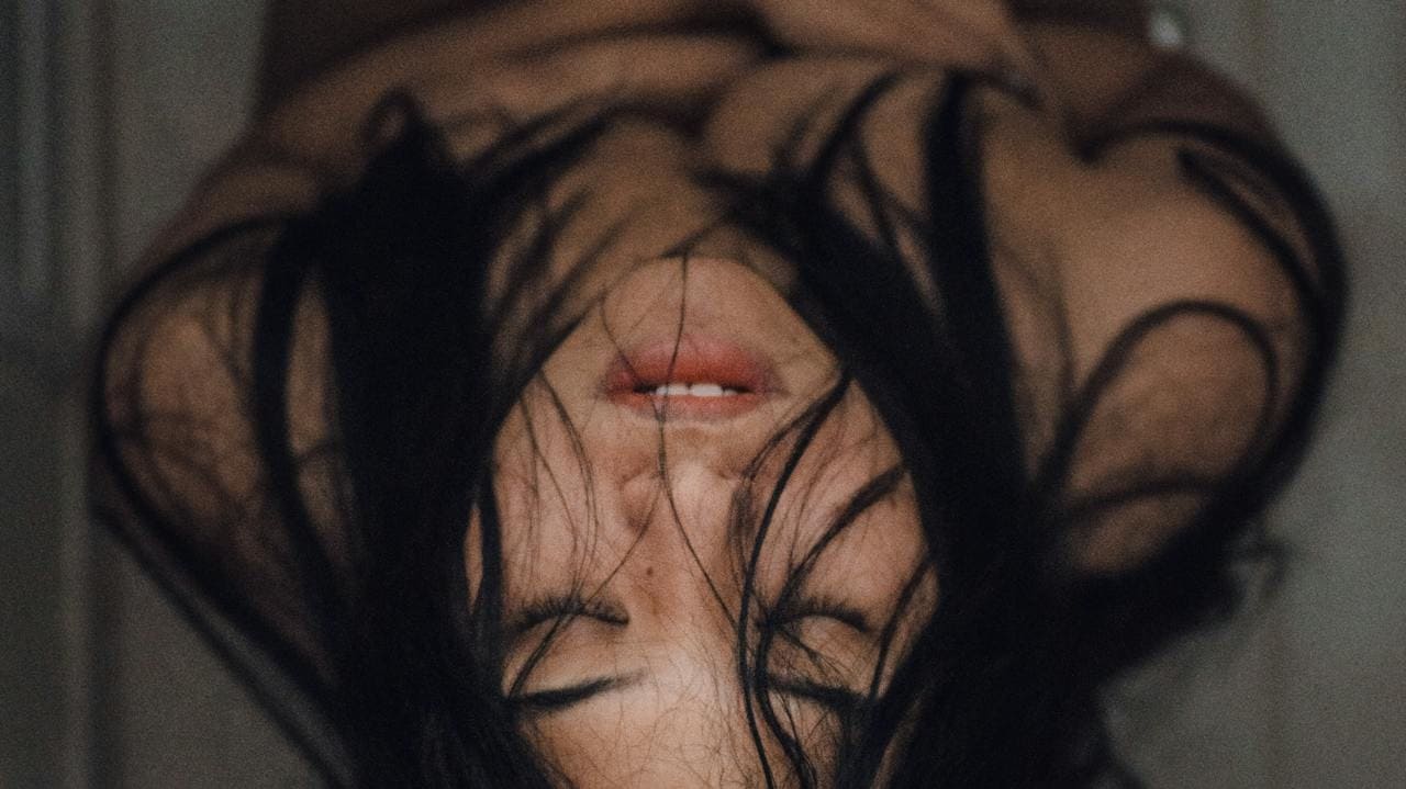 A submission exhibition fantasy