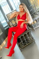Blonde Escort Vannesa